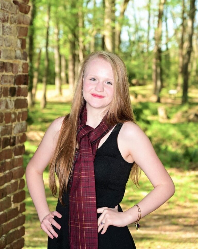 Eastern Honors Graduate Awarded Prestigious Phi Kappa Phi Fellowship